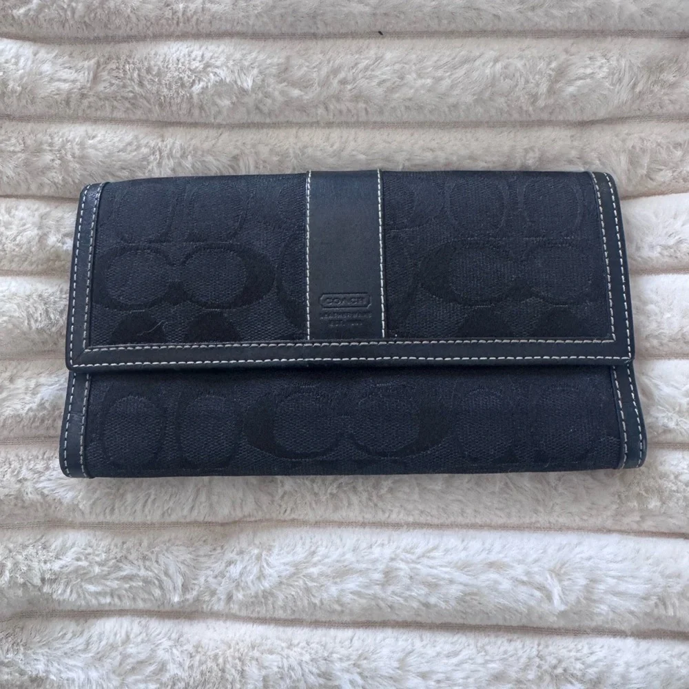 Coach Jacquard sign optic wallet